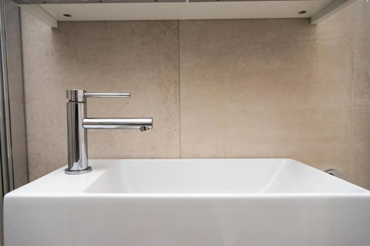 Modern 1 Bedroom Flat Metro Stop Milan 0*,  Italy